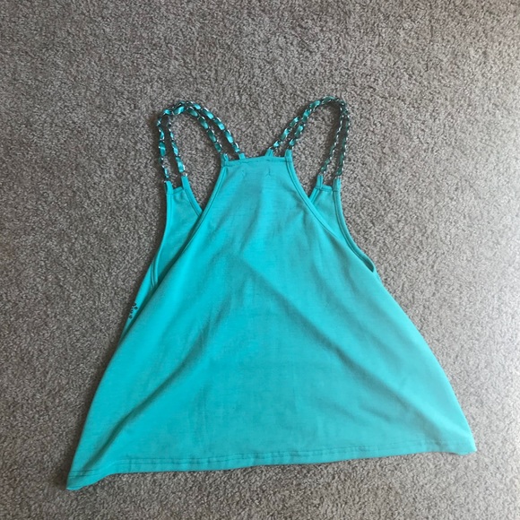 Tank - Picture 2 of 3